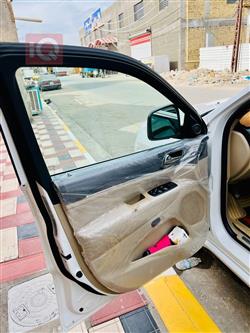 جیپ گراند شیرۆکی